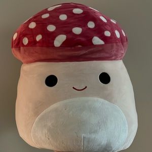 24” MALCOM SQUISHMELLOW